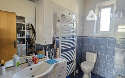 Priestranný rodinný dom s potenciálom dvojgeneračného bývania – Sokolovce pri Piešťanoch