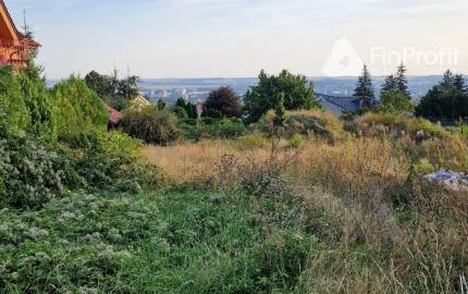 Na predaj pozemok s krásnym výhľadom na mesto, stavebné povolenie, lokalita Zobor - Nitra