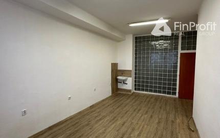 Kancelárske priestory s umývadlom na prenájom - od 18 m2, Bojnická ul.