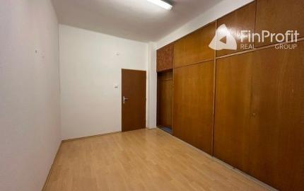 Kancelárske priestory s umývadlom na prenájom - od 18 m2, Bojnická ul.