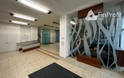 Kancelárske priestory s umývadlom na prenájom - od 18 m2, Bojnická ul.