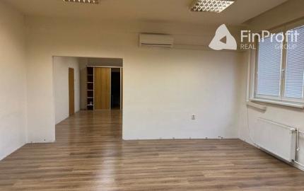 Administratívne priestory na prenájom - 15 m2, 36 m2, 66 m2, Galvaniho ul.