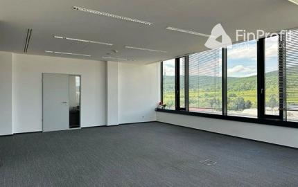 Reprezentatívny kancelársky priestor na prenájom - 49 m2, Račianska ul. - Reding Tower 2.