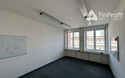 Kancelárie v nižšom štandarde - rôzne výmery, Kukučínova ul.