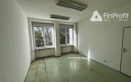 Kancelárie v nižšom štandarde - rôzne výmery, Kukučínova ul.