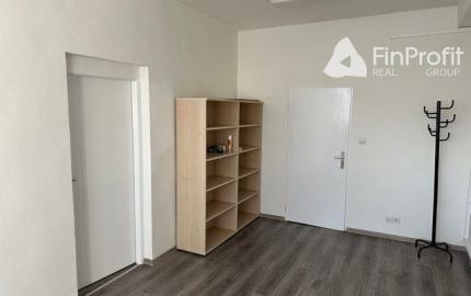 Kancelárske priestory na prenájom - od 32 m2, Panónska cesta.