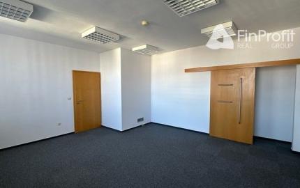 Reprezentatívny kancelársky priestor na prenájom – 132 m², Košická ulica.