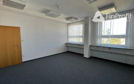 Reprezentatívny kancelársky priestor na prenájom – 132 m², Košická ulica.