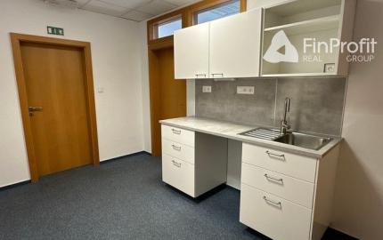 Reprezentatívny kancelársky priestor na prenájom – 132 m², Košická ulica.