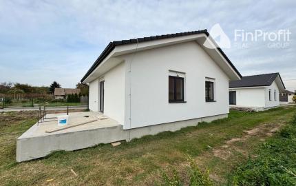 Moderný 3-izbový rodinný dom v Telinciach – 139 900 €