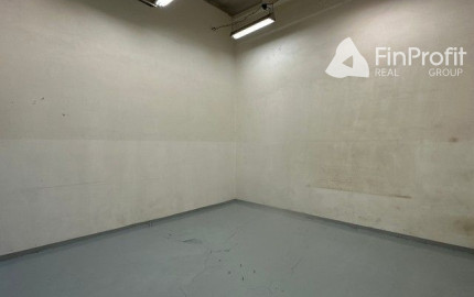 Priestor pre servisno-obchodné a skladovacie využitie na prenájom - 67 m2, Bojnická ul.