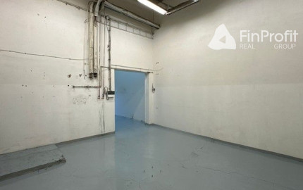 Priestor pre servisno-obchodné a skladovacie využitie na prenájom - 67 m2, Bojnická ul.