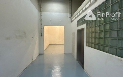 Priestor pre servisno-obchodné a skladovacie využitie na prenájom - 67 m2, Bojnická ul.