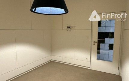 Kancelársky priestor so samostatným vstupom na prenájom - 98 m2, ul. Na Pántoch