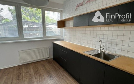 Kancelársky priestor so samostatným vstupom na prenájom - 98 m2, ul. Na Pántoch