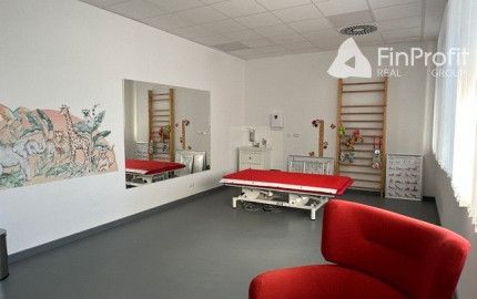 Priestory pre šport a fyzioterapiu na prenájom - 106 m2 a 112 m2, OBC Tomášikova