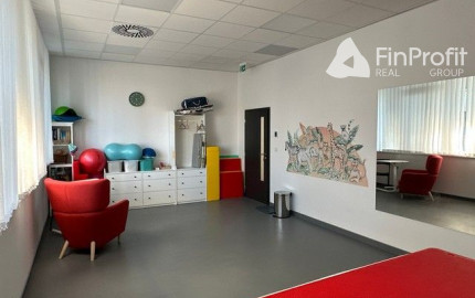 Priestory pre šport a fyzioterapiu na prenájom - 106 m2 a 112 m2, OBC Tomášikova