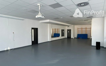 Priestory pre šport a fyzioterapiu na prenájom - 106 m2 a 112 m2, OBC Tomášikova