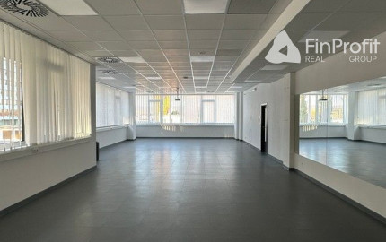 Priestory pre šport a fyzioterapiu na prenájom - 106 m2 a 112 m2, OBC Tomášikova