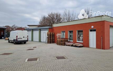 Na predaj veľký polyfunkčný obchodný priestor s rodinným dom a bytovými jednotkami v centre mesta - generujúci zisk