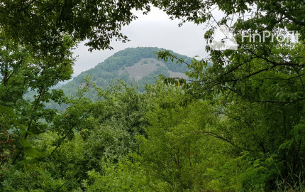 Predám pozemok vo Vyhniach + stavebné povolenie na chatu.