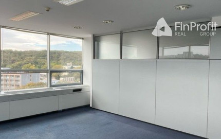 Kancelárske priestory vo Westend Tower na prenájom - od 14 m2, ul. Dúbravská cesta.