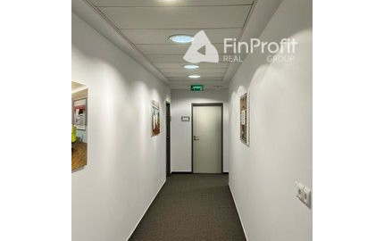 Kancelárske priestory vo Westend Tower na prenájom - od 14 m2, ul. Dúbravská cesta.