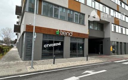 Pekný obchodný priestor v novostavbe na prenájom - 120 m2, Tomášikova ul.