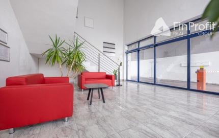 Kancelárske priestory s garantovaným nájmom na predaj - od 33 m2, Vajnorská ul.