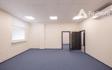 Kancelárske priestory na prenájom s možnosťou kúpy - od 10 m2, Vajnorská ul.