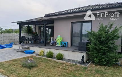 Na predaj novostavba 3 izb.bungalovu, Trávnica.