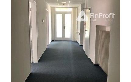 Kancelárie v centre mesta na prenájom - výmera od 18 m2, ul. Námestie SNP.