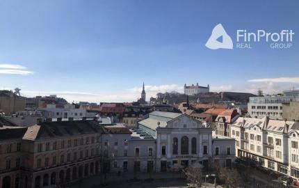 Kancelárie v centre mesta na prenájom - výmera od 18 m2, ul. Námestie SNP.