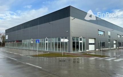 Vykurované obchodno-skladovacie a výstavné priestory na prenájom - od 450 m2, lokalita Bory.