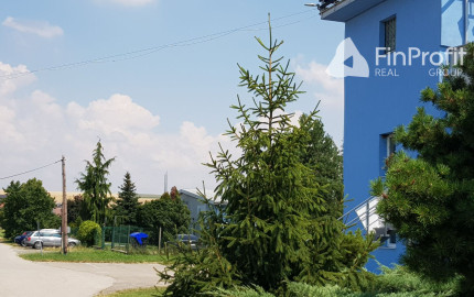 Predám pozemok na nitrianskom letisku v Janíkovciach.