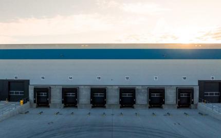 Sklad pre mestskú logistiku a ľahkú výrobu na prenájom - 1.012 m2, Staviteľská ul.