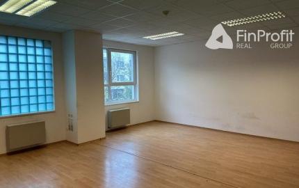 Kancelária na prenájom - 46 m2, Údernícka ul.
