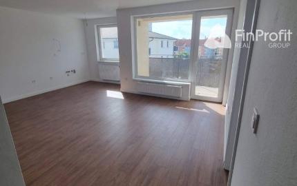 Skolaudované 3i byty v tehlovej novostavbe.