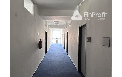 Kancelária s bezplatným parkovaním na prenájom - 19 m2, Rybničná ul.