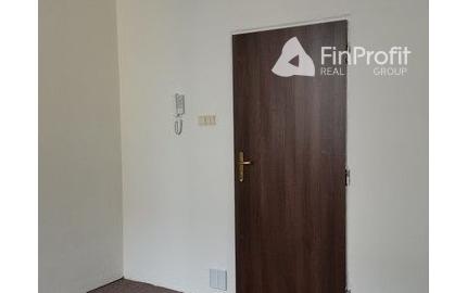 Kancelária v administratívnej časti Hotela SAFFRON na prenájom - 29,8 m2, Radlinského ul.