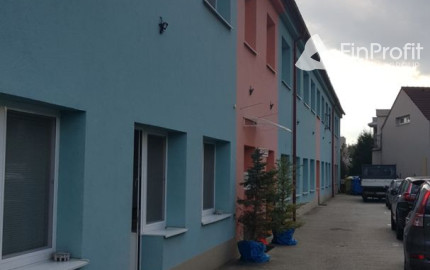 Prenajmem komerčné priestory v Nitre 240m2.
