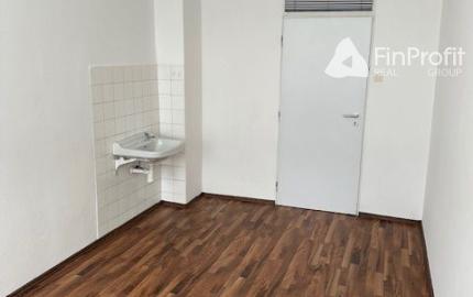 Kancelárske priestory s umývadlom - od 15 m2, Račianska ul.