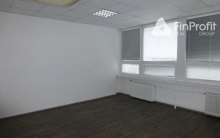 Kancelárske priestory s umývadlom - od 15 m2, Račianska ul.