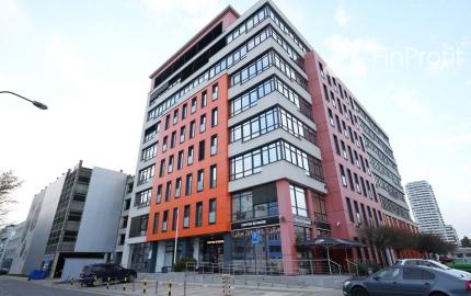 Na prenájom flexibilné kancelárske priestory od 37m2 v modernej administratívnej budove