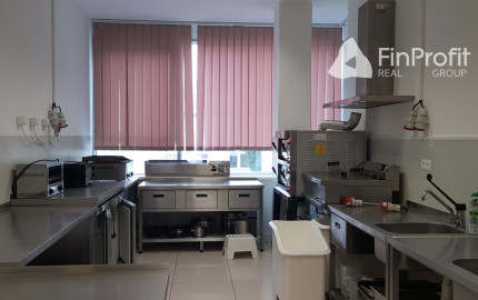 Prenajmem modernú kompletne zariadenú reštauráciu v Nitre.