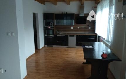 Ponukame do dlhodobého prenájmu krasný  3 izbový rodinný dom