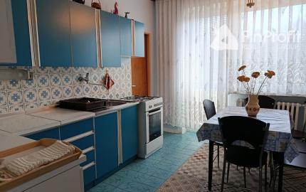 Predaj veľkého RD s 30 árovým pozemkom.