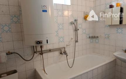 Predaj veľkého RD s 30 árovým pozemkom.