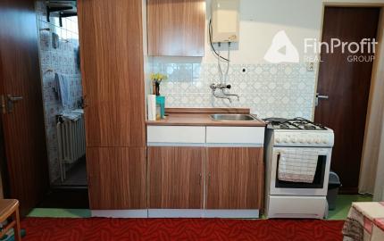 Predaj veľkého RD s 30 árovým pozemkom.