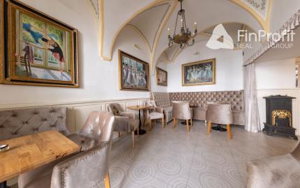 Predám zabehnutú reštauráciu v Banskej Štiavnici.